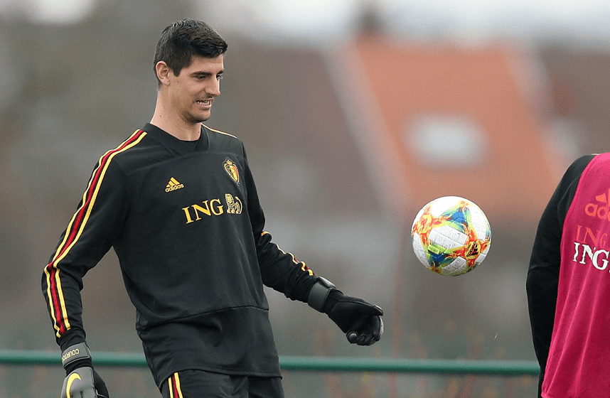 关于今夜马赛回应争议——法甲节点到来，管理层满意，更衣室氛围转暖的信息